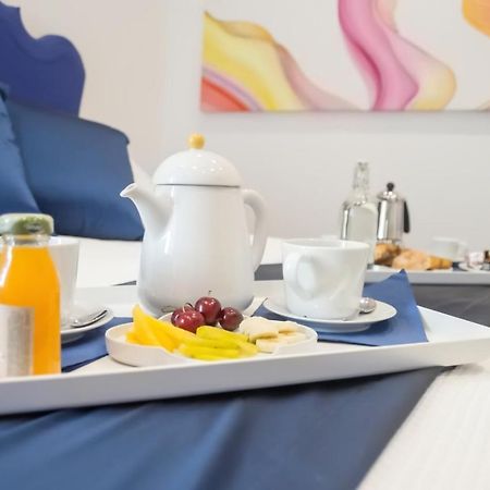 Kerbaker 14 Bed & Breakfast เนเปิลส์ ภายนอก รูปภาพ