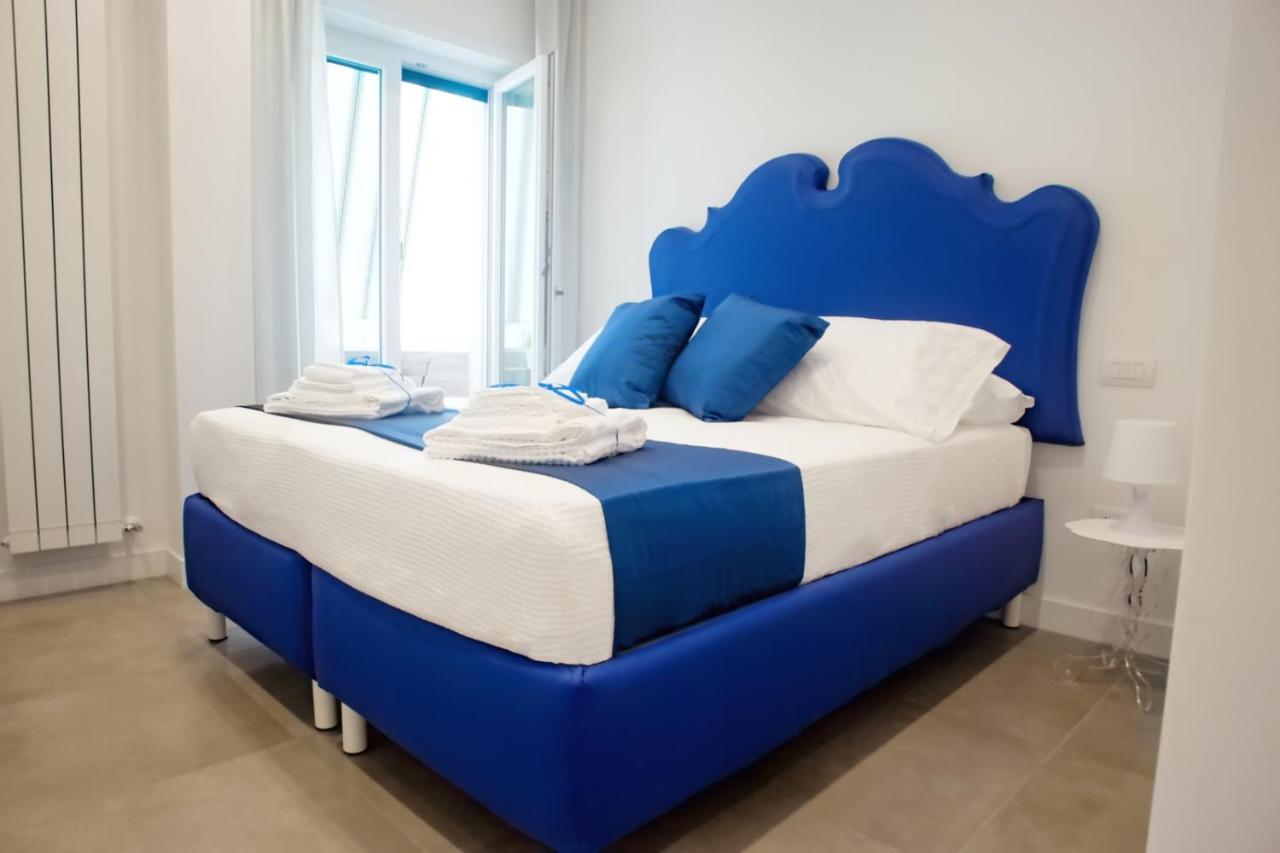 Kerbaker 14 Bed & Breakfast เนเปิลส์ ภายนอก รูปภาพ